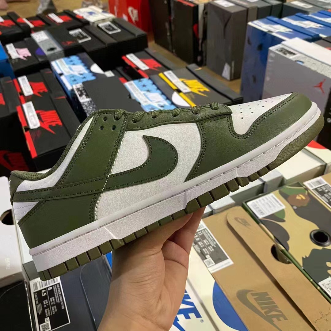 M Batch Nike Dunk Low Medium Olive DD1503-120